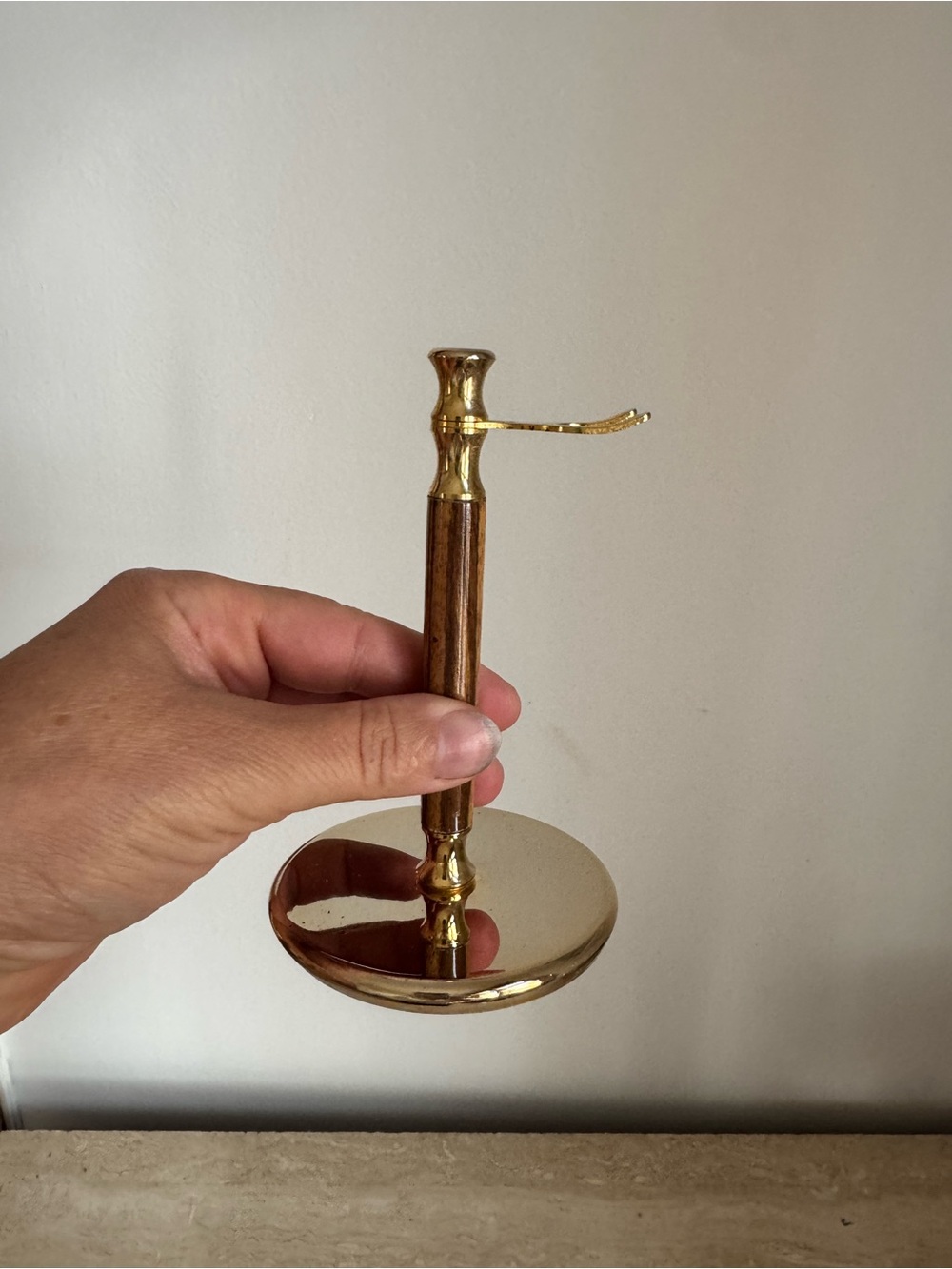 Gold razor Holder Stand with Wood Accent - shaving support